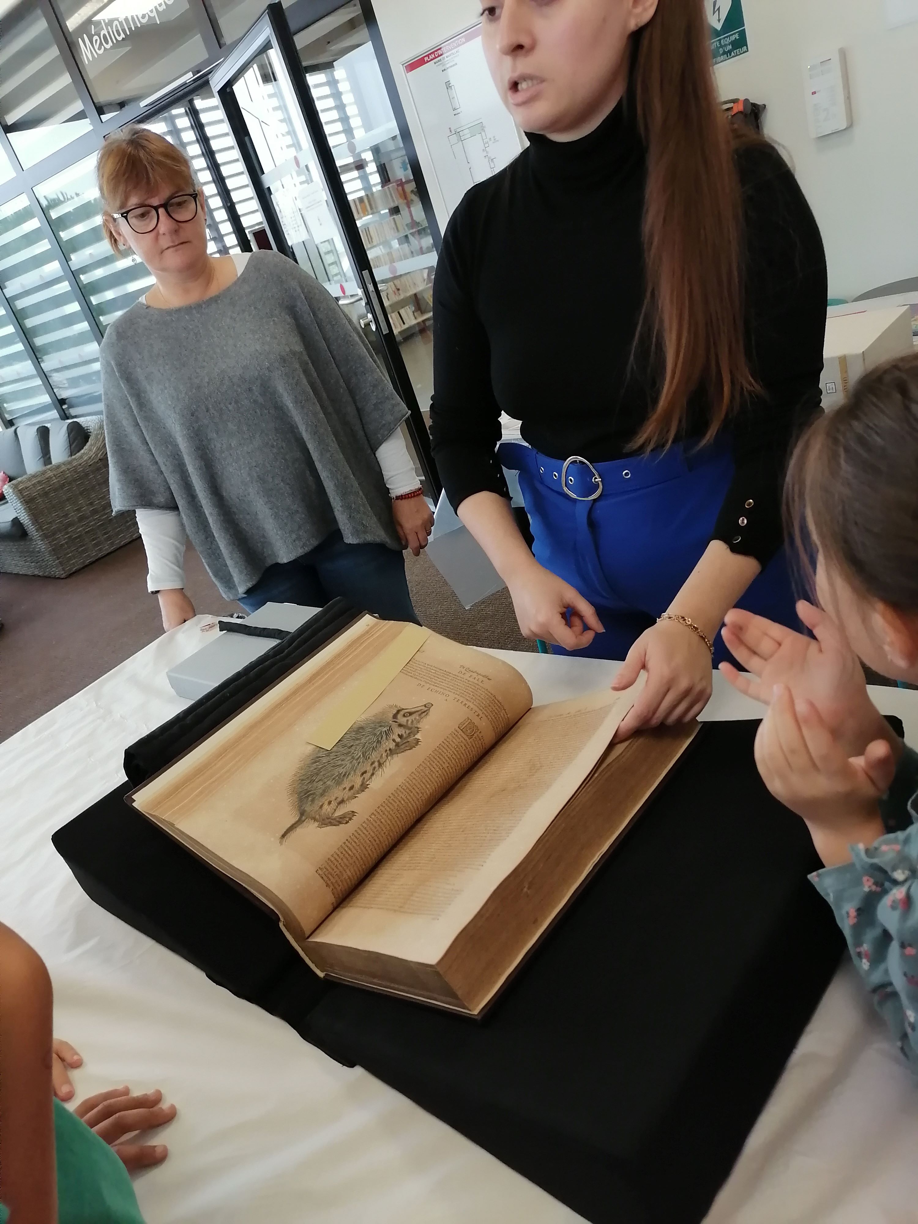 Atelier avec la bibliothèque de Bordeaux, service patrimoine